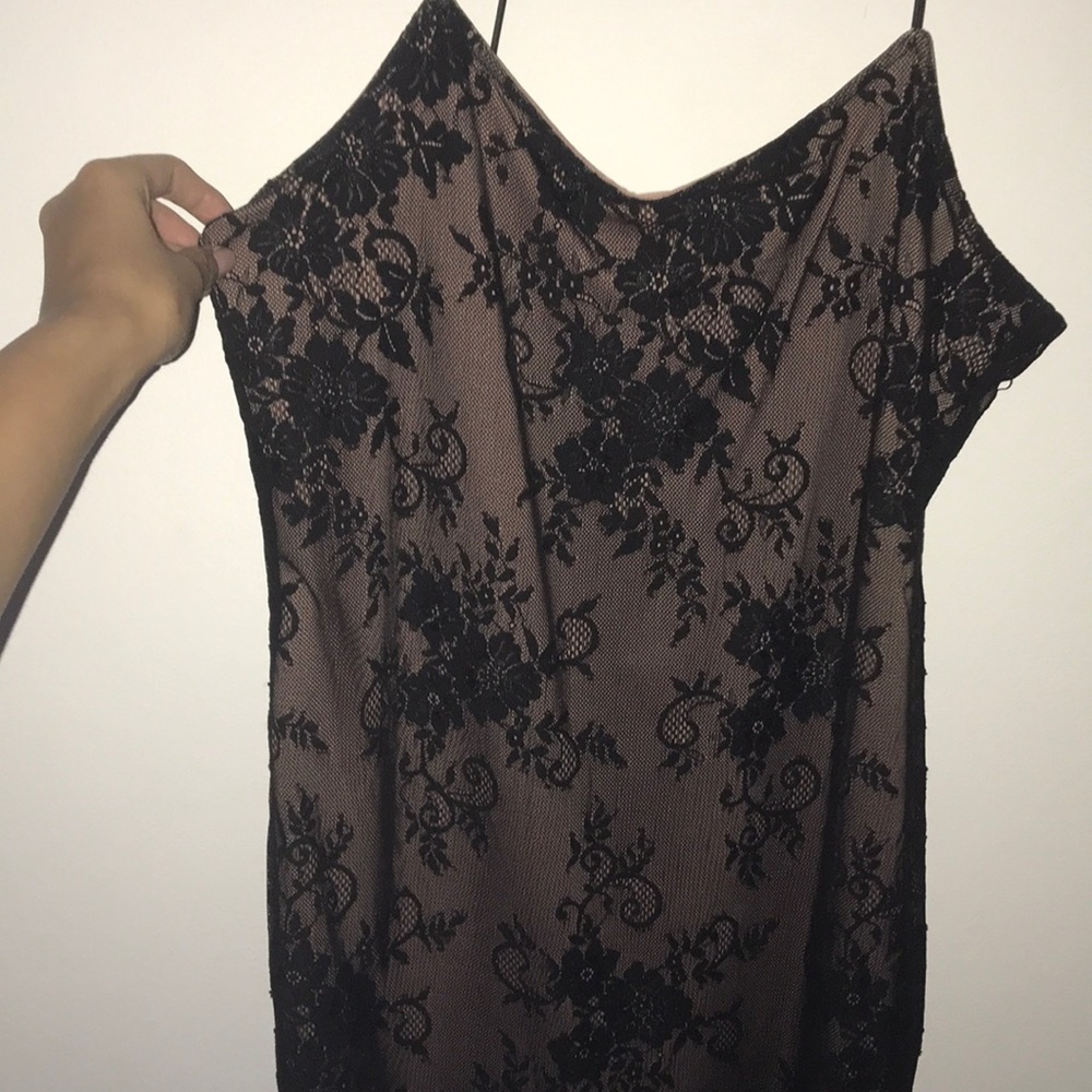 Dress - Picture 2 of 4